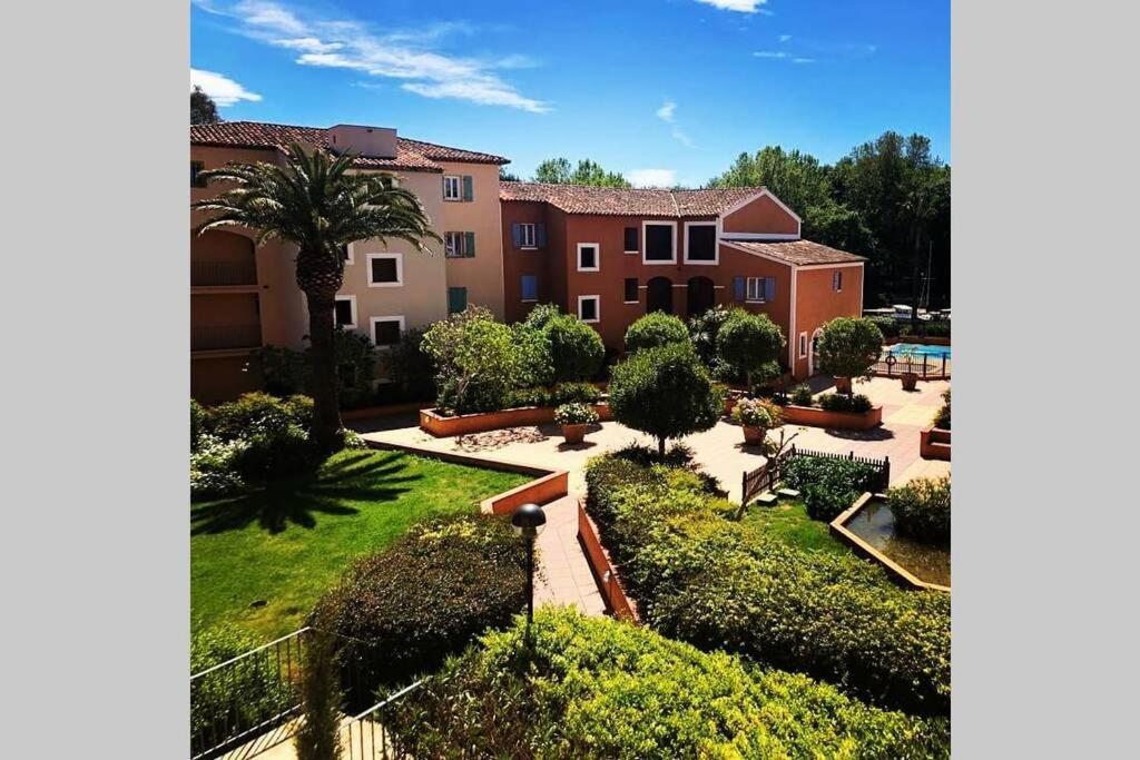 2 Bedrooms, 15 Min Walk To Beach, Ac, Pool & Fiber Internet In A Quiet, Private Gated Domain 5Kms To St Tropez Коголин Экстерьер фото