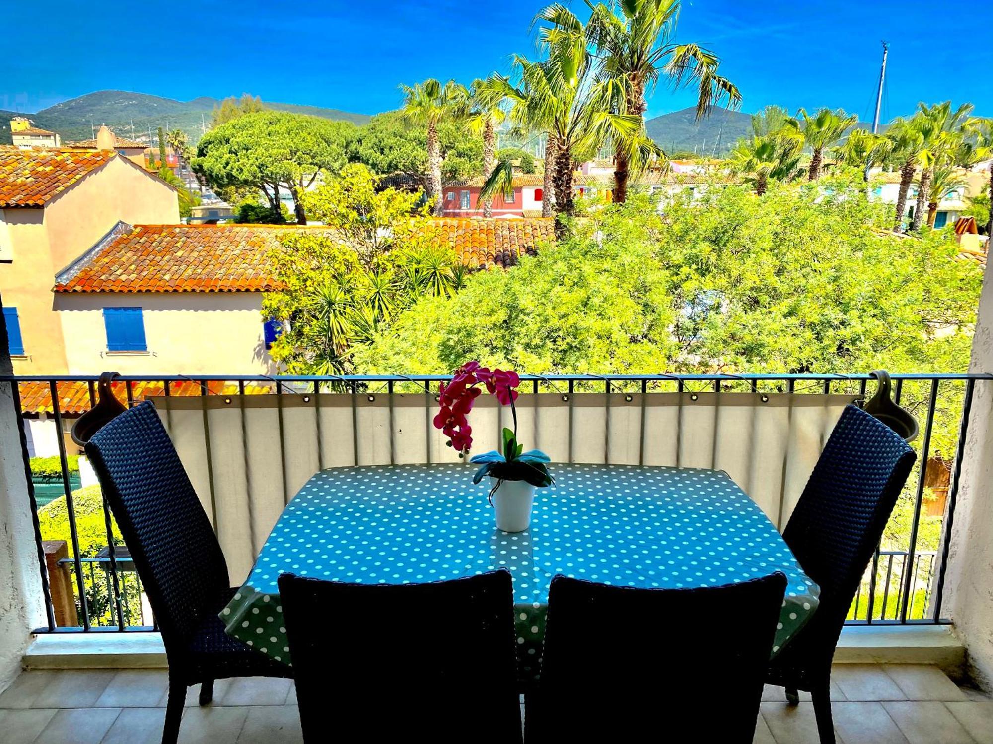 2 Bedrooms, 15 Min Walk To Beach, Ac, Pool & Fiber Internet In A Quiet, Private Gated Domain 5Kms To St Tropez Коголин Экстерьер фото